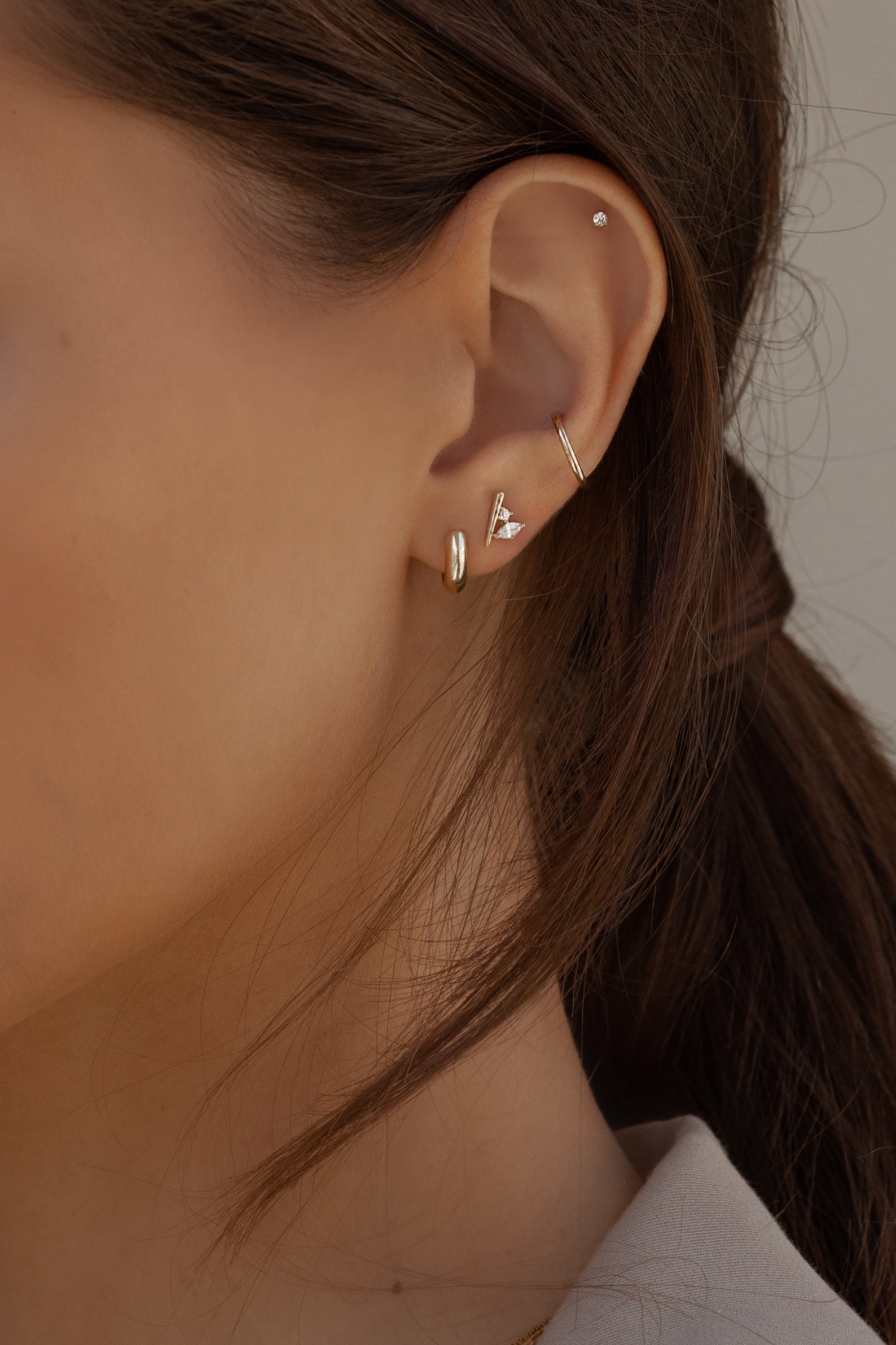 14K Isabel Stud