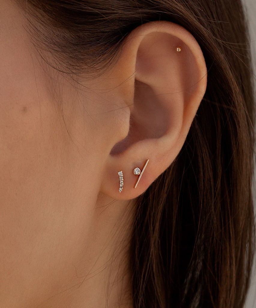 14K Diamond Line Stud