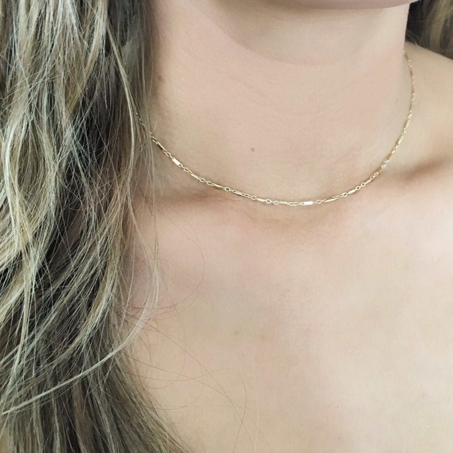 Minimal Bar Choker