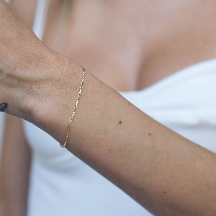 Dainty Bar Bracelet