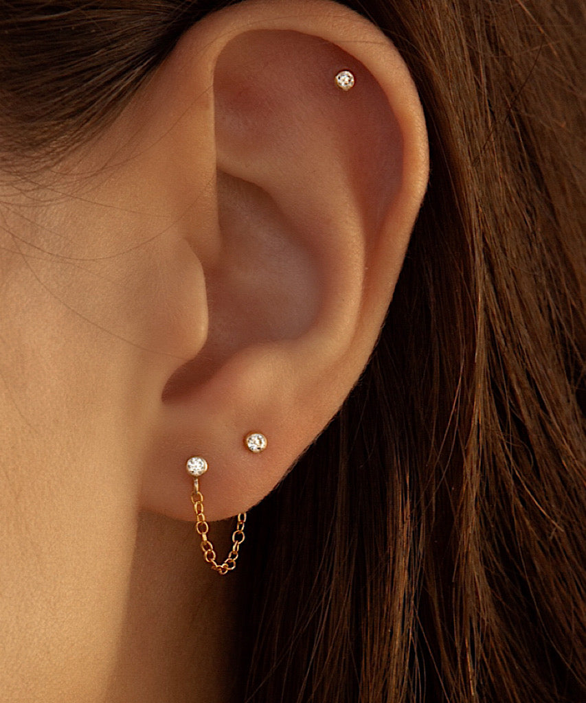 Gold stud chain earrings - Main Image