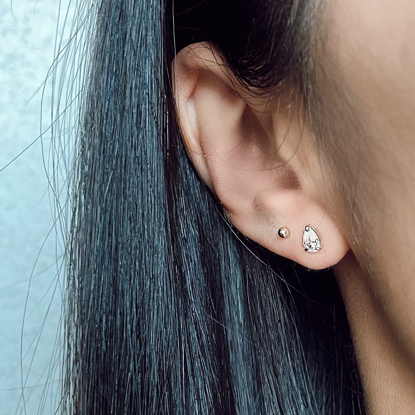 Solid 14K Gold Leona Stud Earrings