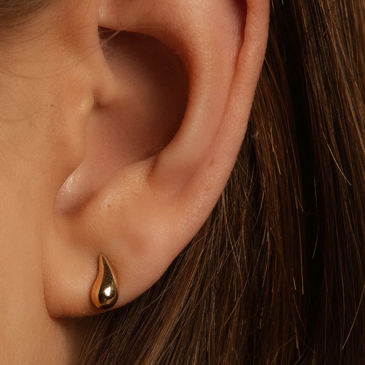 Solid 14K Gold Teardrop Studs
