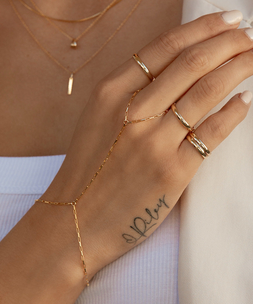 Olivia Hand Chain