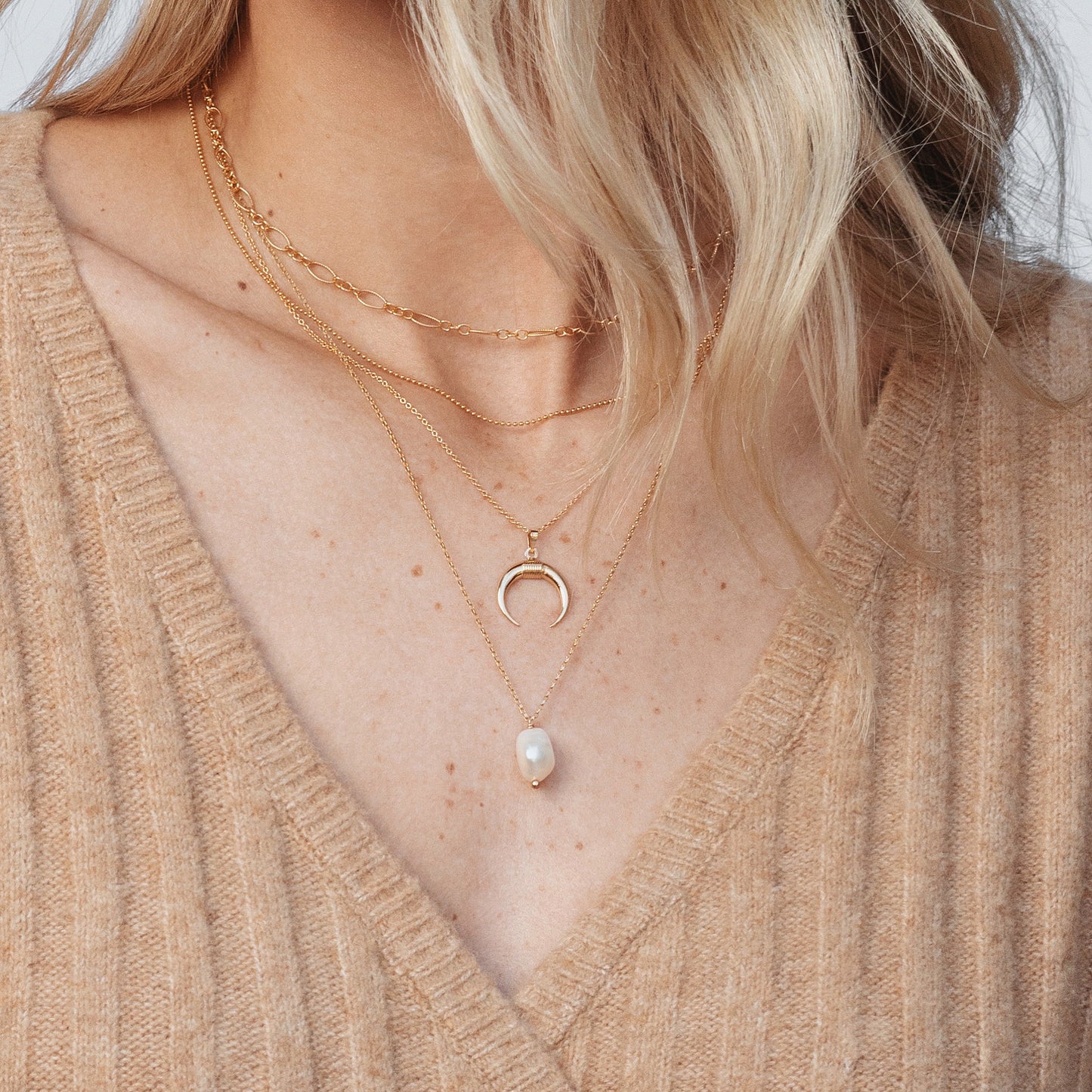 14K Crescent Necklace