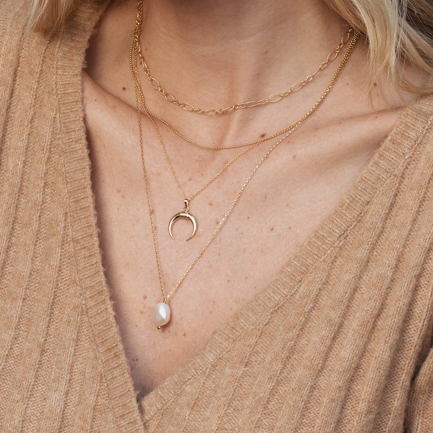 14K Crescent Necklace